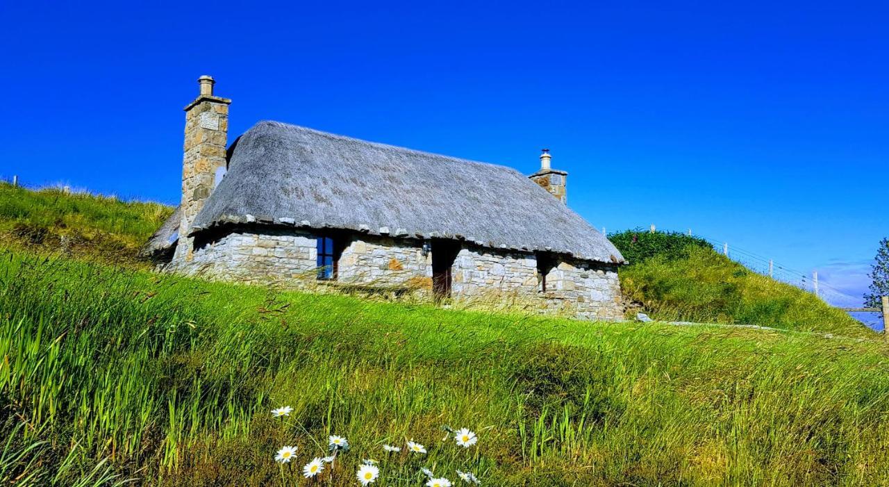 Tigh Lachie, Mary'S Thatched Cottages, Elgol, Isle Of Skye Zewnętrze zdjęcie